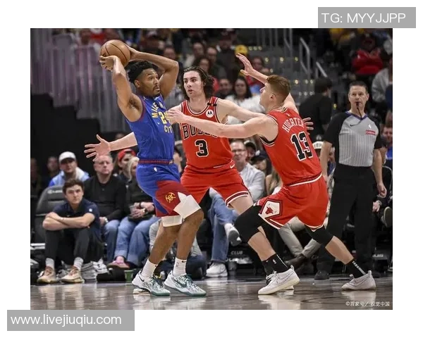 2010年骑士与公牛季后赛对决回顾与精彩瞬间分析